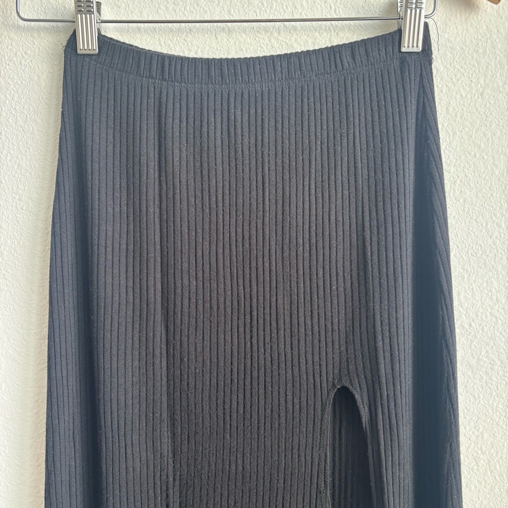 Reformation Black Ribbed High Slit Knit Maxi Skirt Tencel Spandex Blend Small - Picture 5 of 10